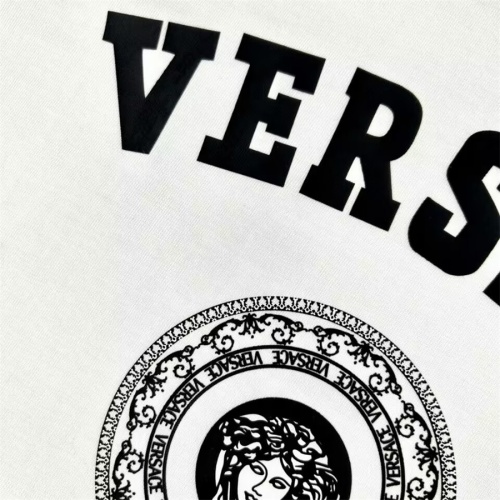 Replica Versace T-Shirts Short Sleeved For Unisex #1078303 $40.00 USD for Wholesale