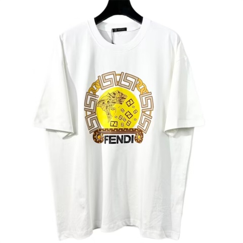 Versace T-Shirts Short Sleeved For Unisex #1078323