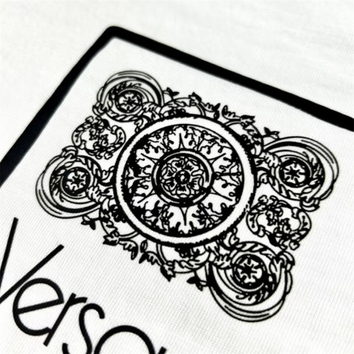 Replica Versace T-Shirts Short Sleeved For Unisex #1078343 $42.00 USD for Wholesale
