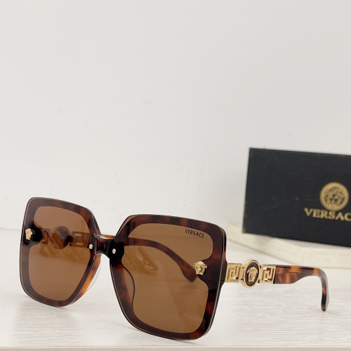 Versace AAA Quality Sunglasses #1078630