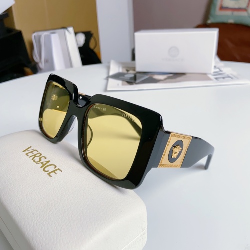 Versace AAA Quality Sunglasses #1078641