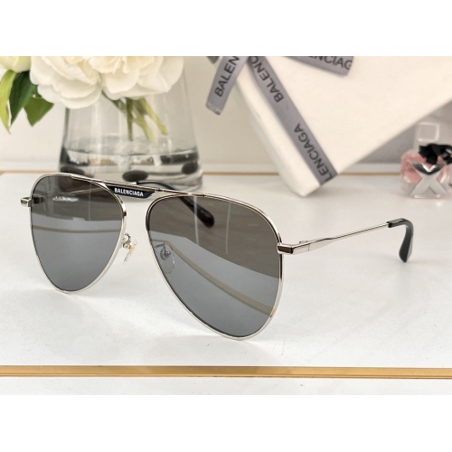 Balenciaga AAA Quality Sunglasses #1079608