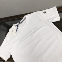 $41.00 USD Moncler T-Shirts Short Sleeved For Unisex #1067932