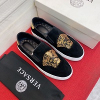 $72.00 USD Versace Casual Shoes For Men #1067957