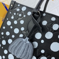 $72.00 USD Louis Vuitton AAA Quality Handbags For Women #1068980