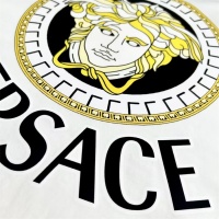 $40.00 USD Versace T-Shirts Short Sleeved For Unisex #1069140