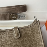 $192.00 USD Hermes AAA Quality Messenger Bags For Women #1069767
