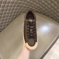 $82.00 USD Valentino Casual Shoes For Men #1069995