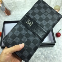 $45.00 USD Louis Vuitton AAA Man Wallets #1070367