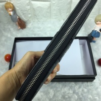 $45.00 USD Louis Vuitton AAA Man Wallets #1070367