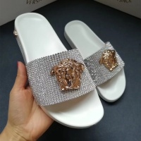 $60.00 USD Versace Slippers For Women #1074614