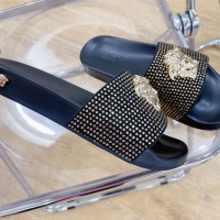 $60.00 USD Versace Slippers For Men #1074631
