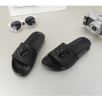 $60.00 USD Versace Slippers For Women #1074670