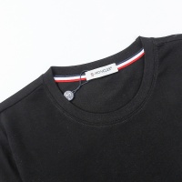 $29.00 USD Moncler T-Shirts Short Sleeved For Men #1075498