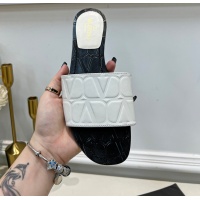 $85.00 USD Valentino Slippers For Women #1075662