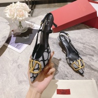 $100.00 USD Valentino Sandal For Women #1075824