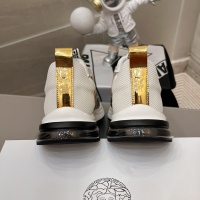 $80.00 USD Versace Casual Shoes For Men #1076144
