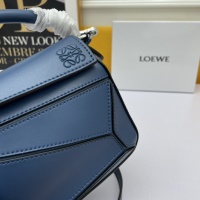 $108.00 USD LOEWE AAA Quality Messenger Bags For Women #1076240