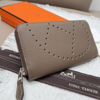 $52.00 USD Hermes AAA Quality Wallets #1076532