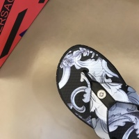 $64.00 USD Versace Slippers For Men #1076801