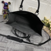 $80.00 USD Louis Vuitton AAA Man Handbags #1076925