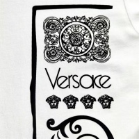 $42.00 USD Versace T-Shirts Short Sleeved For Unisex #1078343