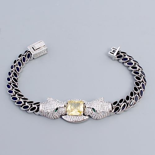 Cartier bracelets For Women #1079968
