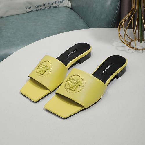 Versace Slippers For Women #1081759