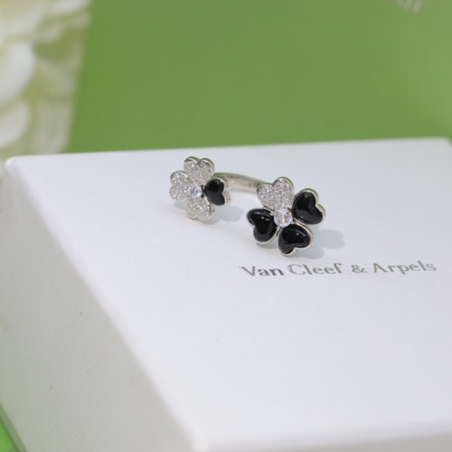 Replica Van Cleef & Arpels Rings For Women #1082187 $42.00 USD for Wholesale