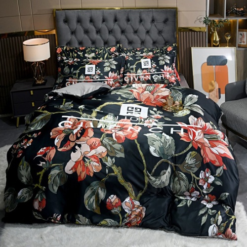 Givenchy Bedding #1083358