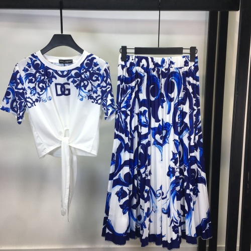 Dolce & Gabbana D&G Tracksuits Short Sleeved For Women #1083689