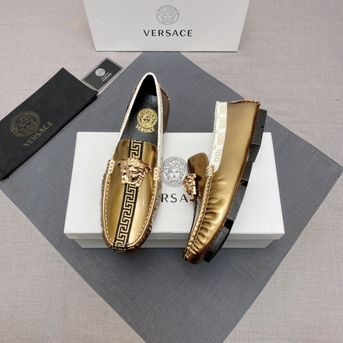 Versace Leather Shoes For Men #1084382