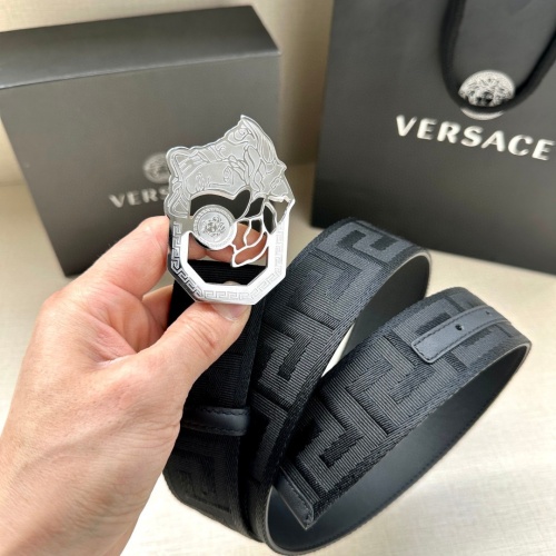 Versace AAA Quality Belts For Men #1085390