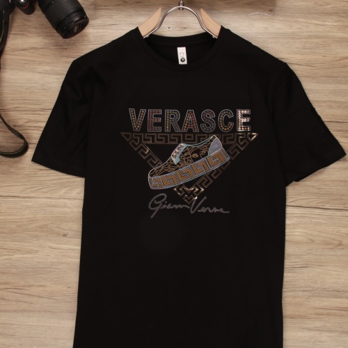Versace T-Shirts Short Sleeved For Men #1085889