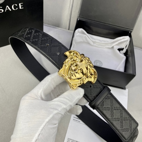 Versace AAA Quality Belts For Men #1086299
