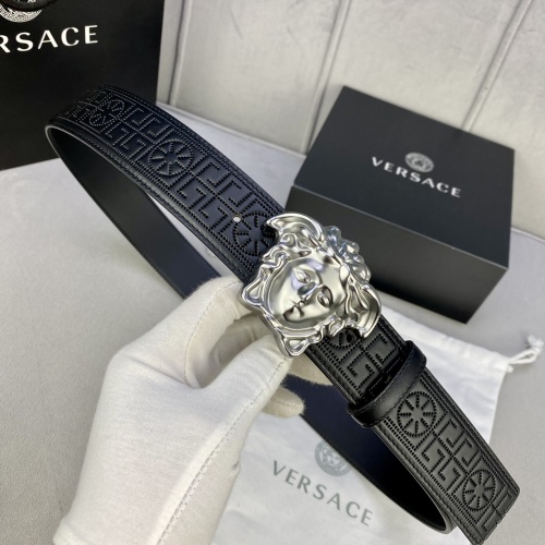 Versace AAA Quality Belts For Men #1086309