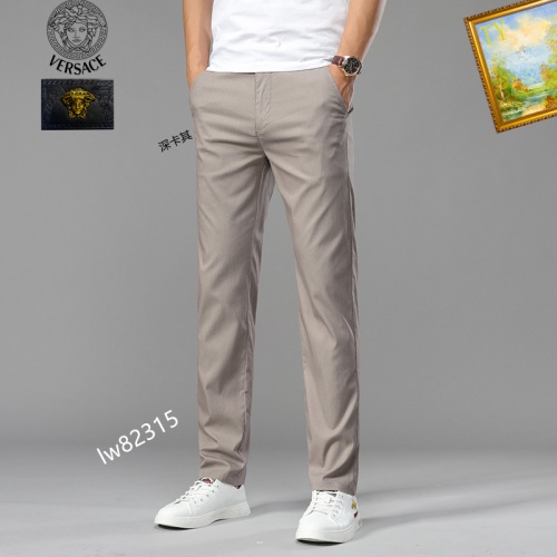 Versace Pants For Men #1086967