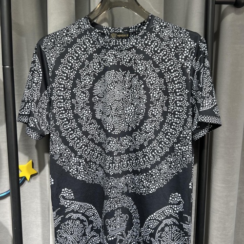 Replica Versace T-Shirts Short Sleeved For Unisex #1087740 $36.00 USD for Wholesale