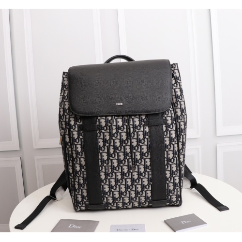 Christian Dior AAA Man Backpacks #1088548