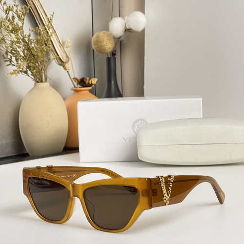 Versace AAA Quality Sunglasses #1088658