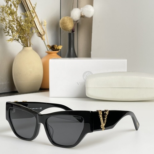 Versace AAA Quality Sunglasses #1088661
