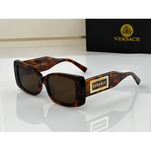 Versace AAA Quality Sunglasses #1088670