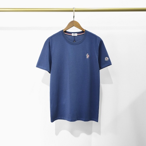 $34.00 USD Moncler T-Shirts Short Sleeved For Men #1089103