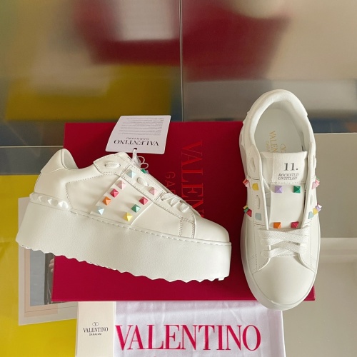 Valentino Casual Shoes For Women #1089625