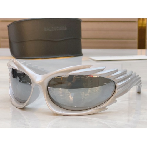 Balenciaga AAA Quality Sunglasses #1090048