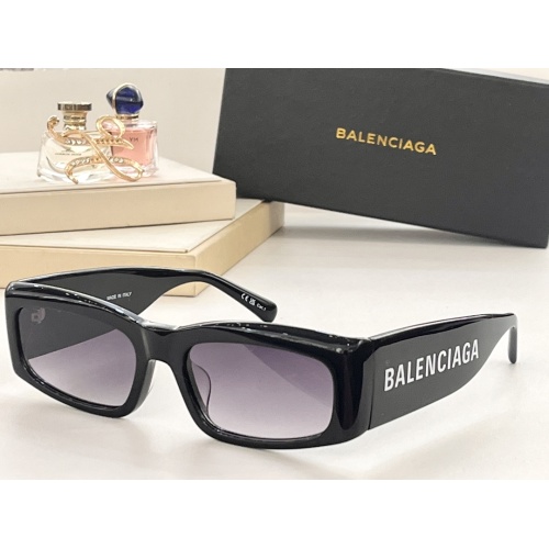 Balenciaga AAA Quality Sunglasses #1090096