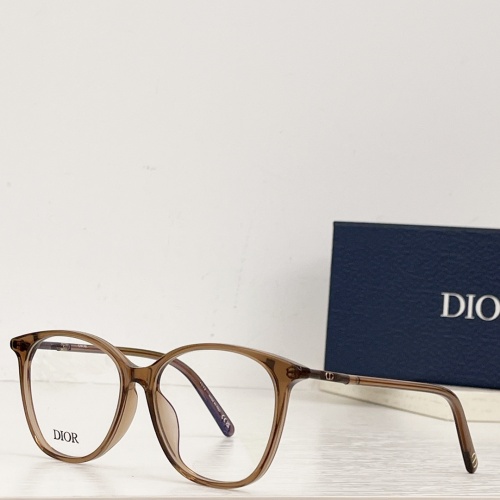 Christian Dior Fashion Goggles #1090173