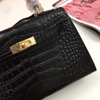 $92.00 USD Hermes AAA Quality Messenger Bags For Women #1082853