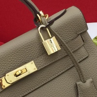 $88.00 USD Hermes AAA Quality Messenger Bags For Women #1082959