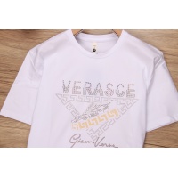 $48.00 USD Versace T-Shirts Short Sleeved For Men #1085888